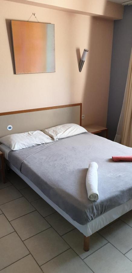 Hotel De L'Ocean Saint-Paul-lès-Dax Buitenkant foto